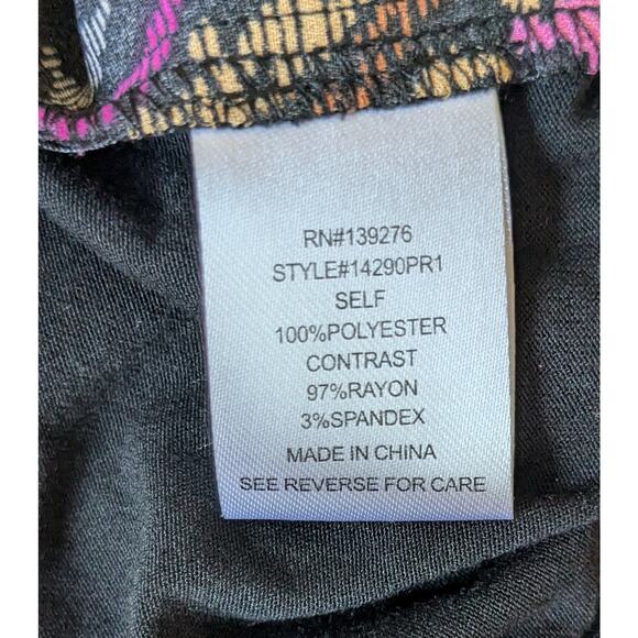 NEW Daniel Rainn Top Medium Black Multicolor Chevron Aztec Zip Front Cap Sleeve - Picture 8 of 8